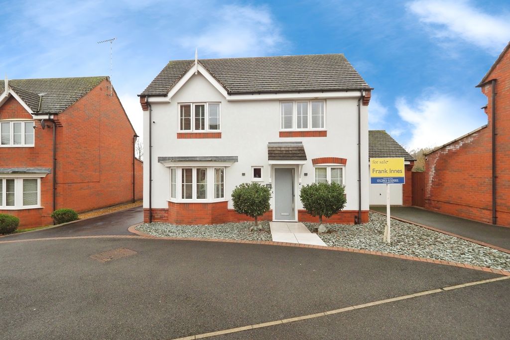 Property photo 1 of 20 Front