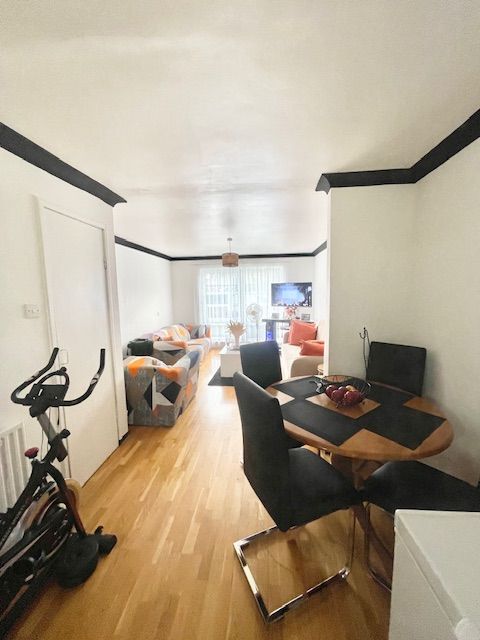 Property photo 2 of 12 Living/ Dining Room