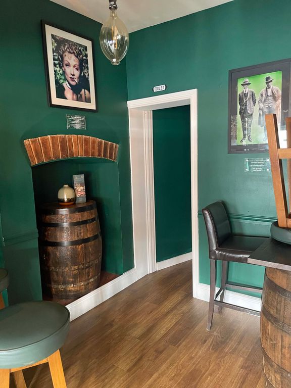 Property photo 3 of 9