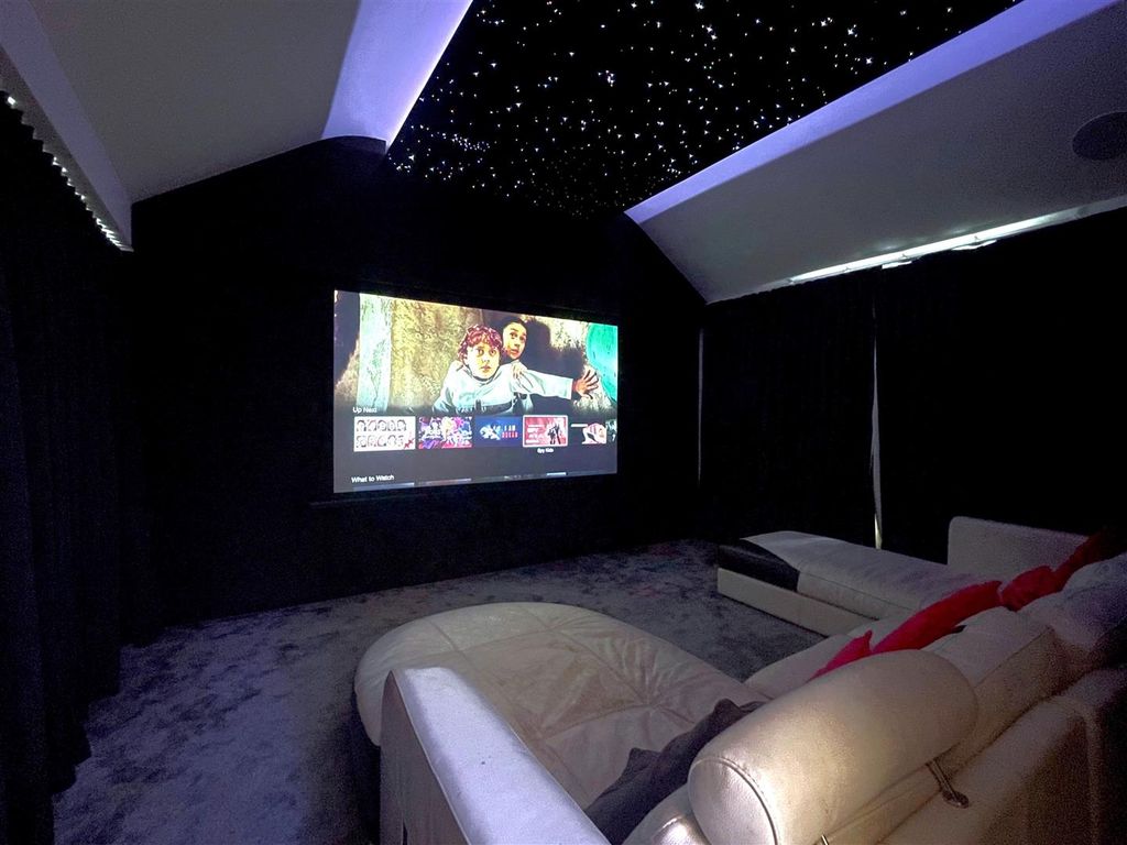 Property photo 3 of 25