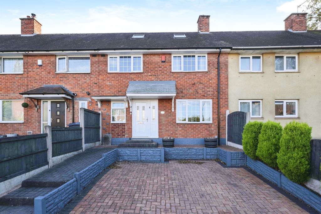 Property photo 1 of 17