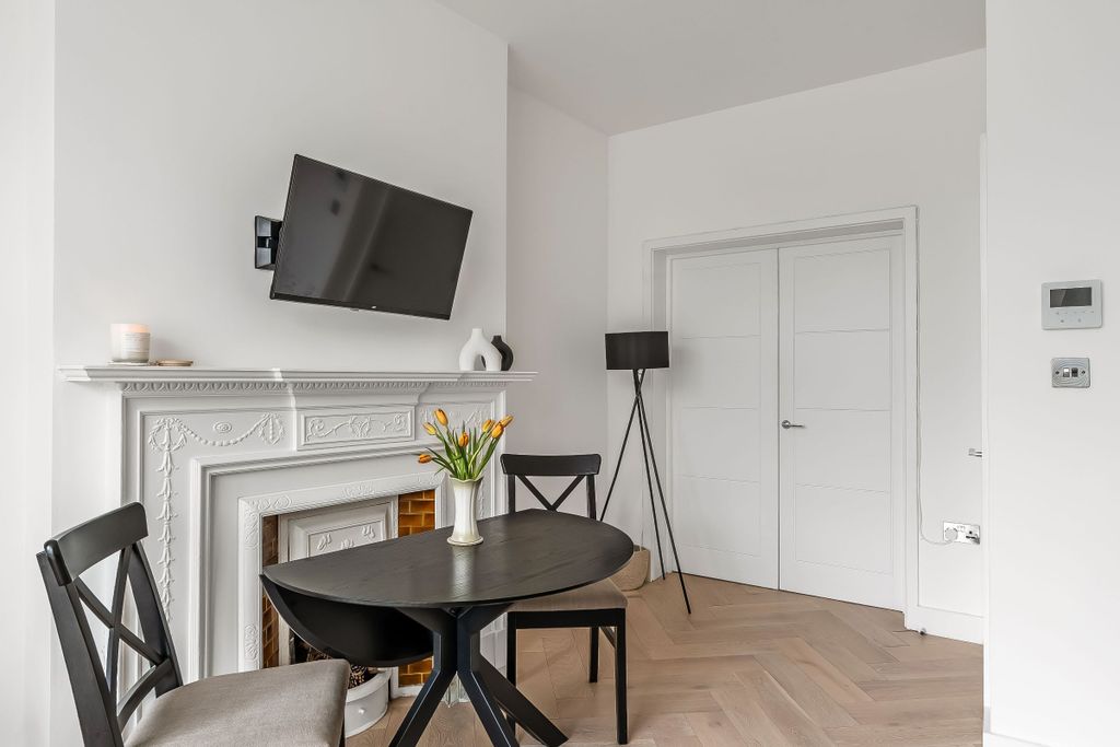 Additional image 9 of 1 bed flat for saleApex House, Main Road, Edenbridge TN8