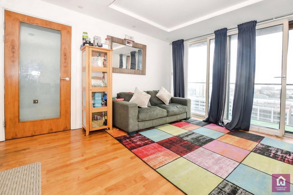 Property photo 3 of 14 Picture No. 28