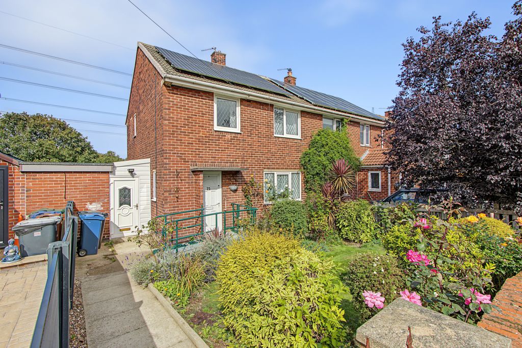 Property photo 1 of 20 3 Bedroom Semi Detached For Sale