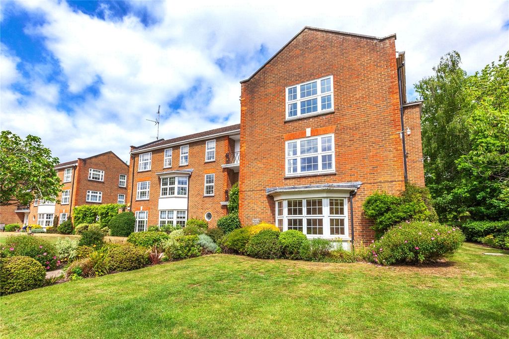 Additional image 16 of 1 bed flat for salePhyllis Court Drive, Henley-On-Thames, Oxfordshire RG9
