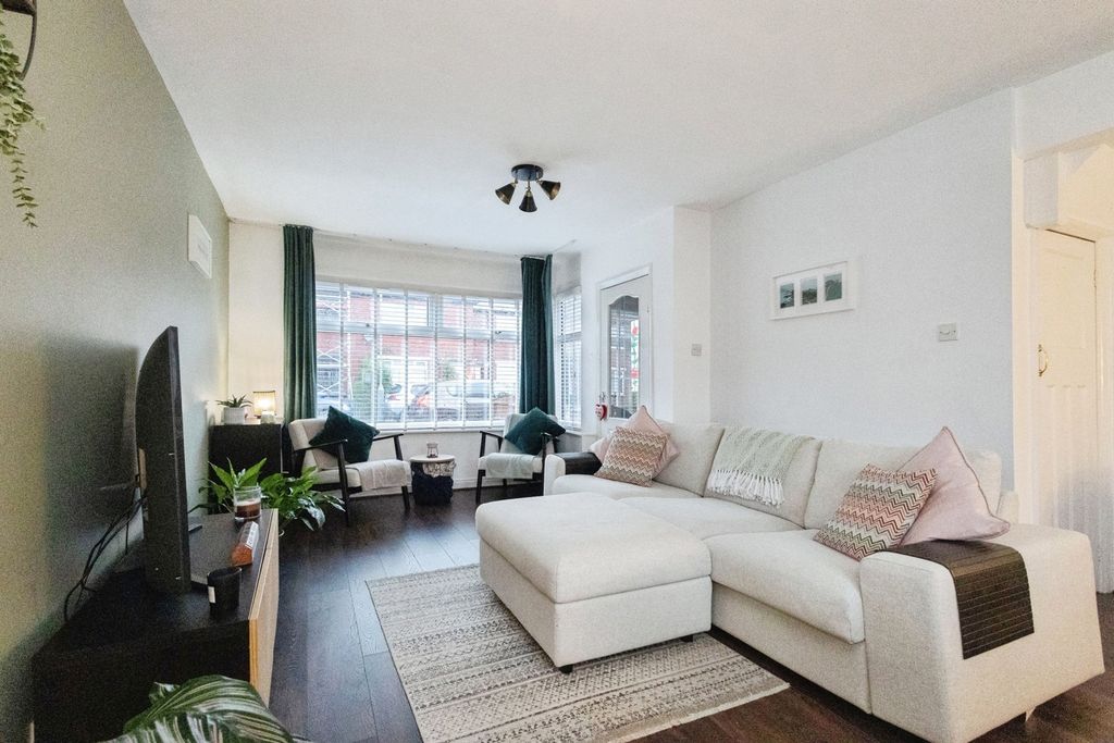 Property photo 2 of 16 Photography