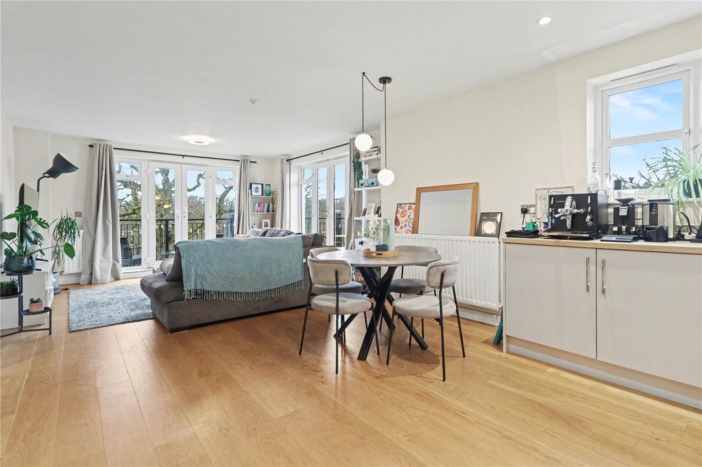 Property photo 2 of 16 Open Plan Living