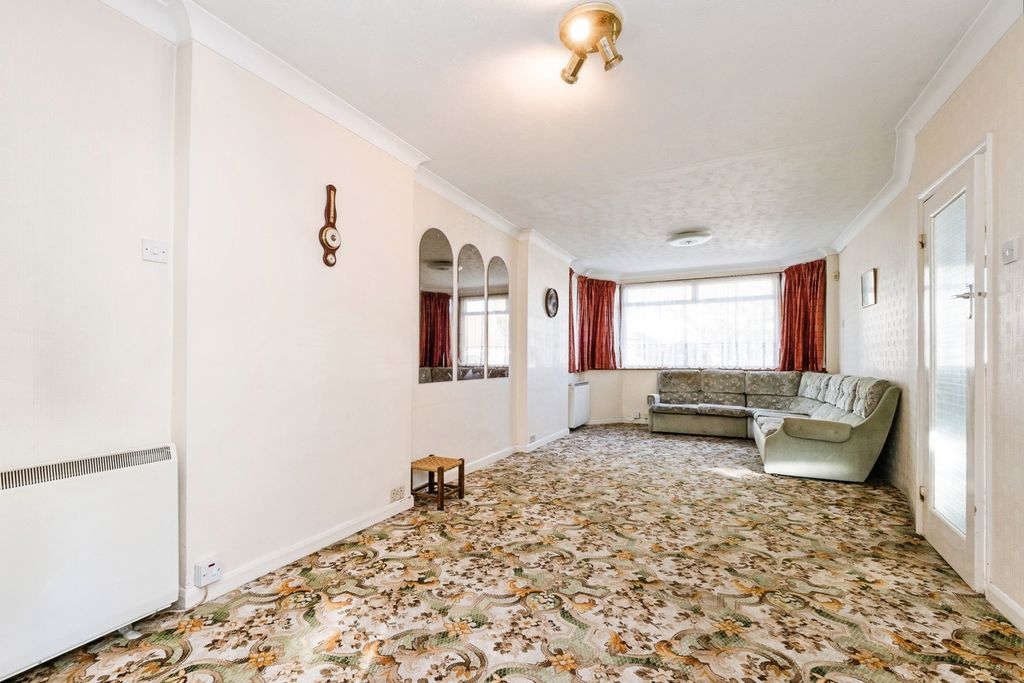 Property photo 2 of 53 Pbox-Img.Jpg
