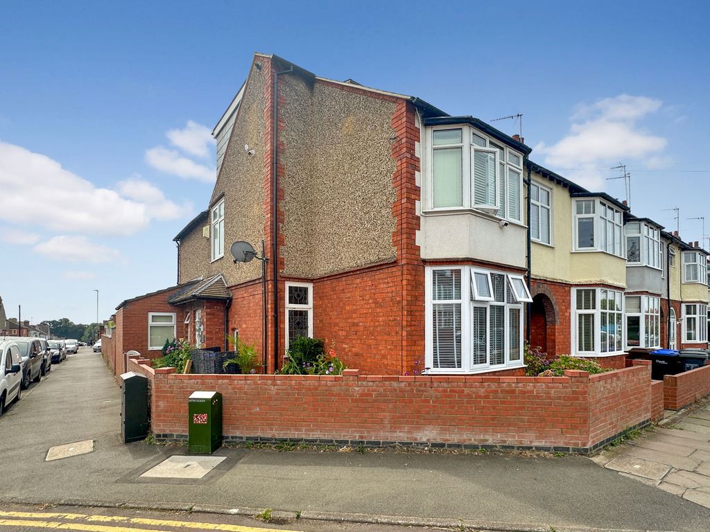 Property photo 1 of 31