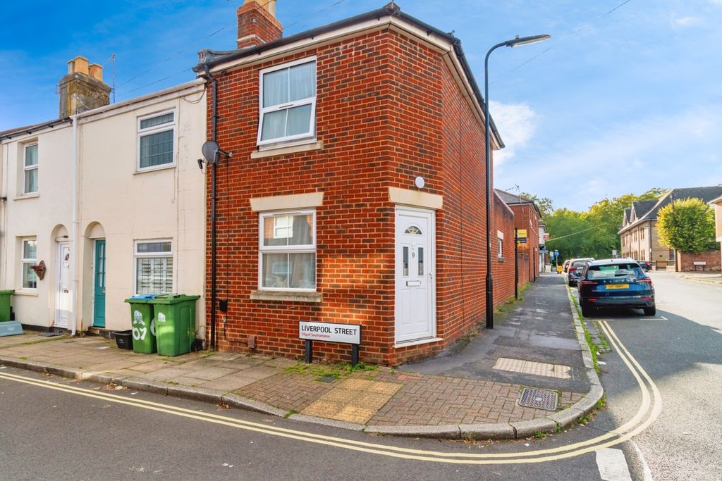 Property photo 1 of 17 Photo