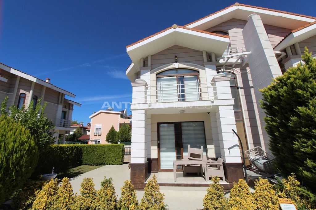 Property photo 3 of 53