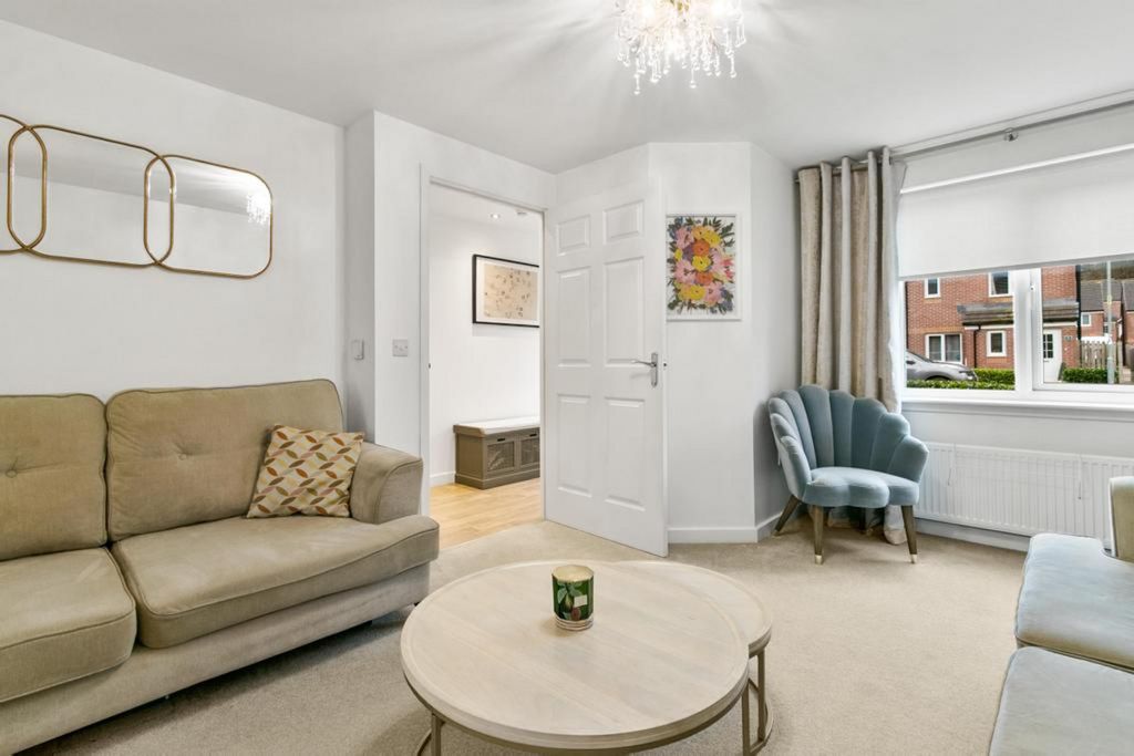 Property photo 2 of 25