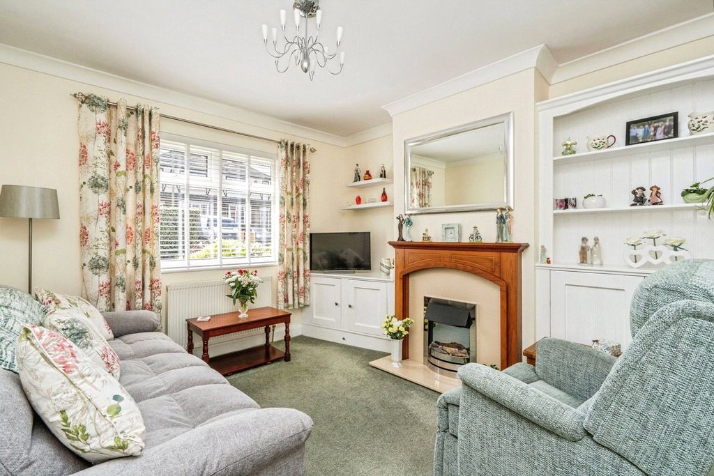 Property photo 2 of 13 Picture No. 02