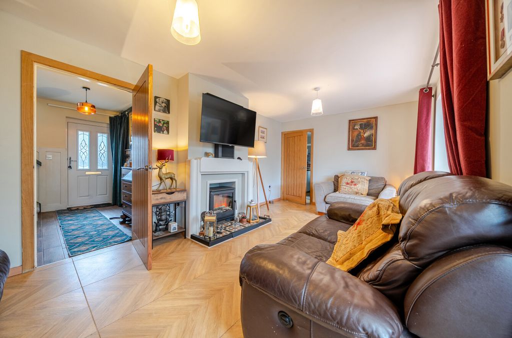 Property photo 2 of 18 1375172-14-6909E1...