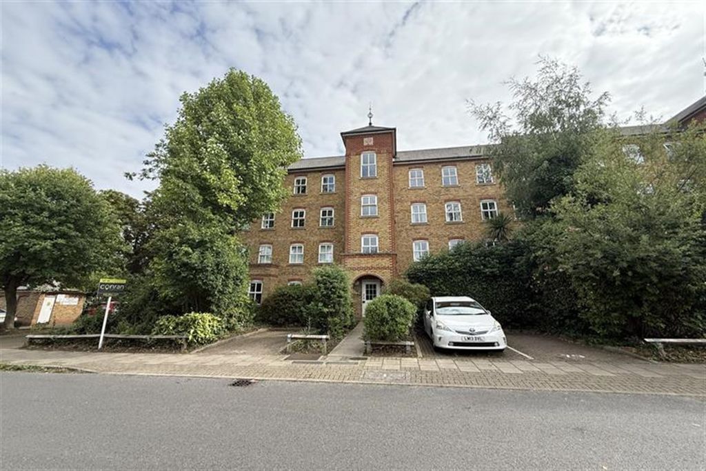Property photo 1 of 15 (Main)