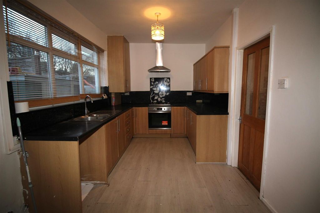Property photo 3 of 9 999Kitchen.Jpg