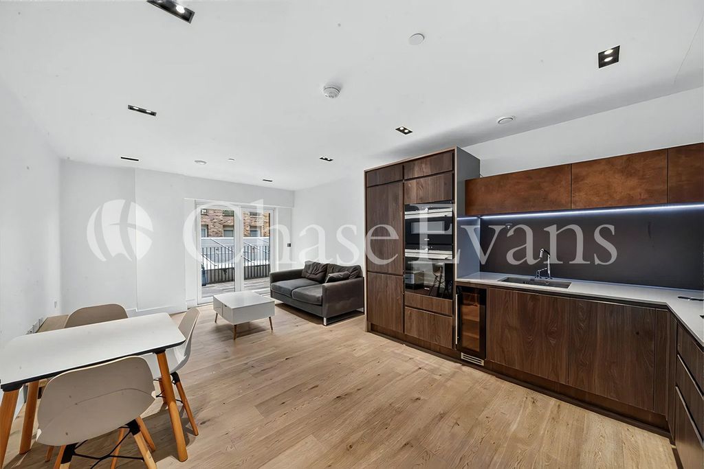 Property photo 1 of 11 Living Area