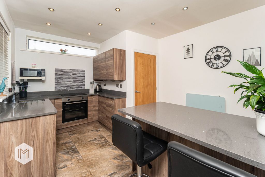 Property photo 2 of 20 Picture No. 06