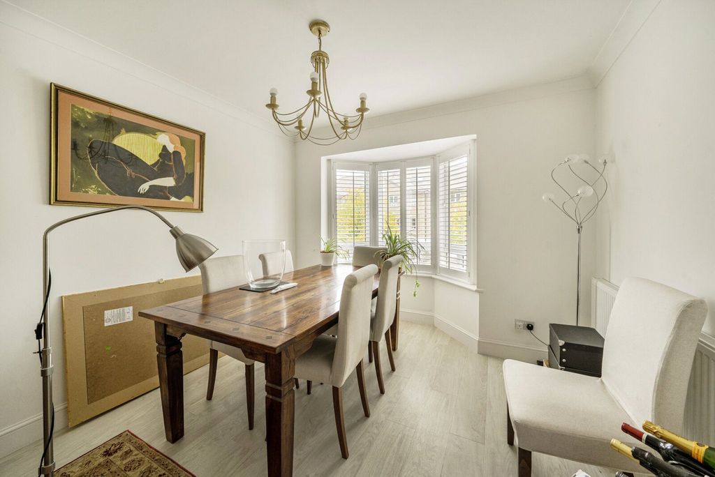 Property photo 3 of 14 Dining Room