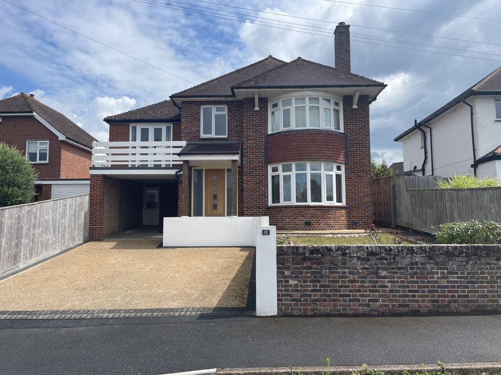 Property photo 1 of 17 12 Roundhill Close, Exeter - Main