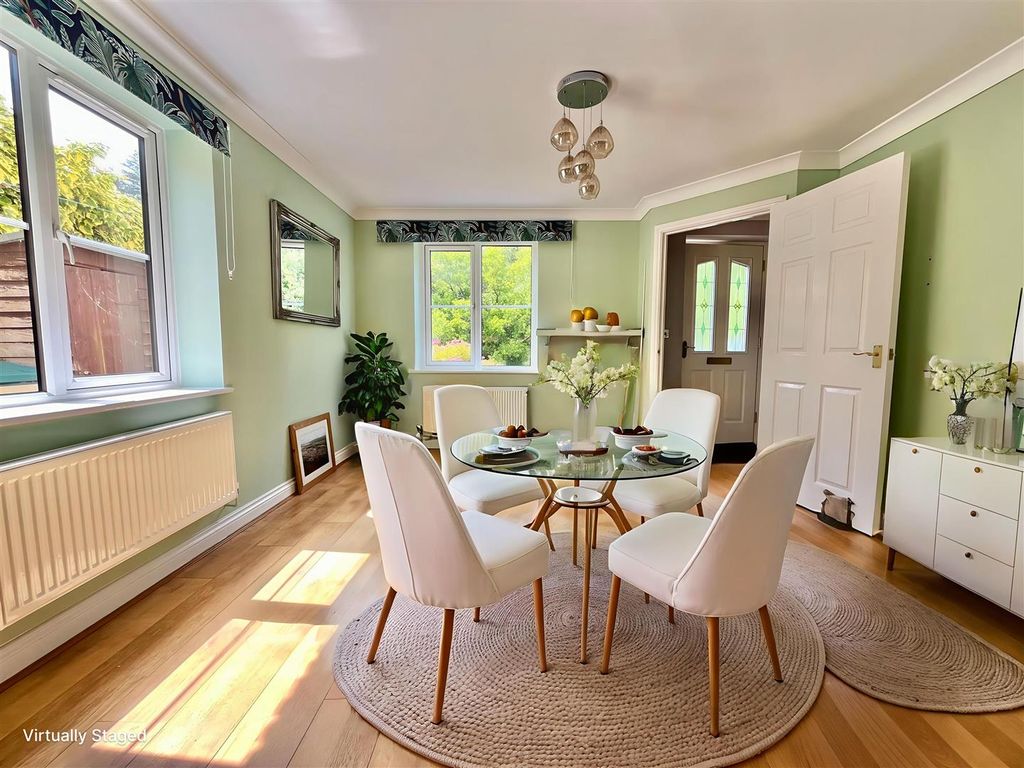 Property photo 3 of 24