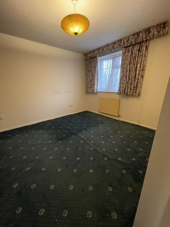 Property photo 3 of 12 Gallery