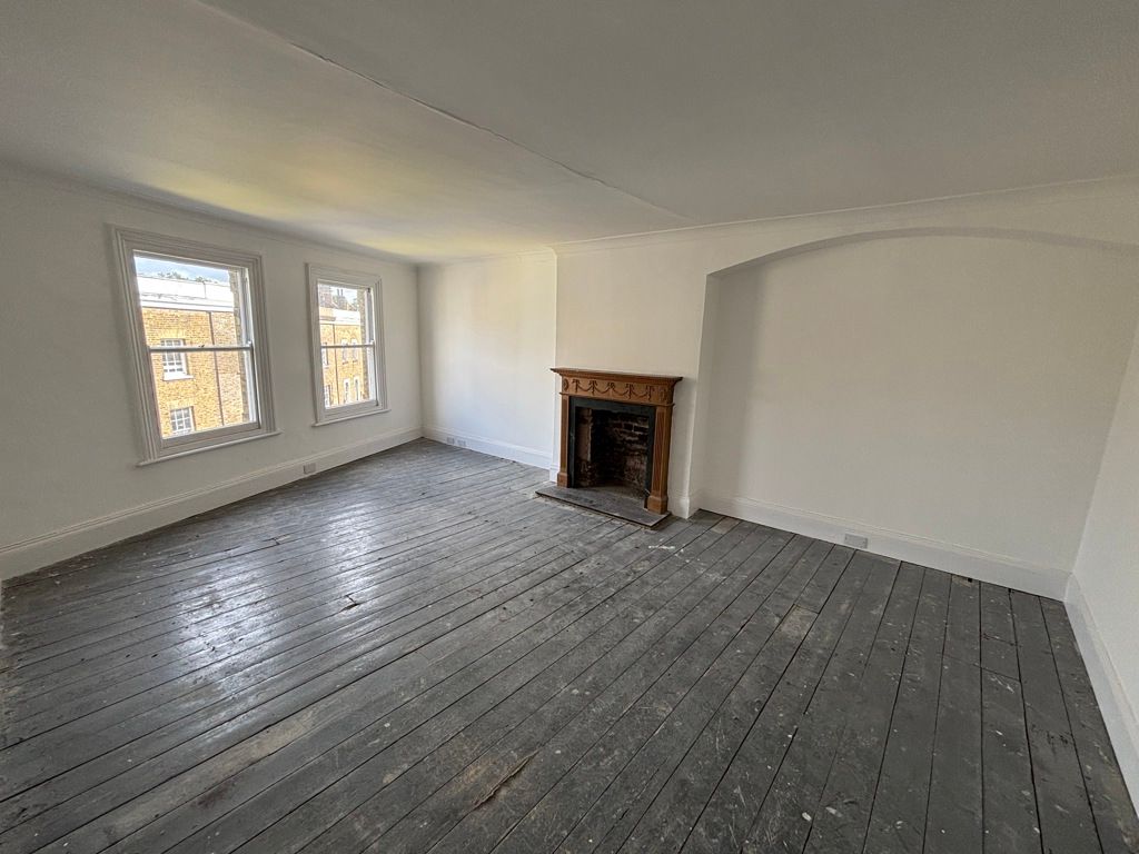 Property photo 3 of 11 Photo 3