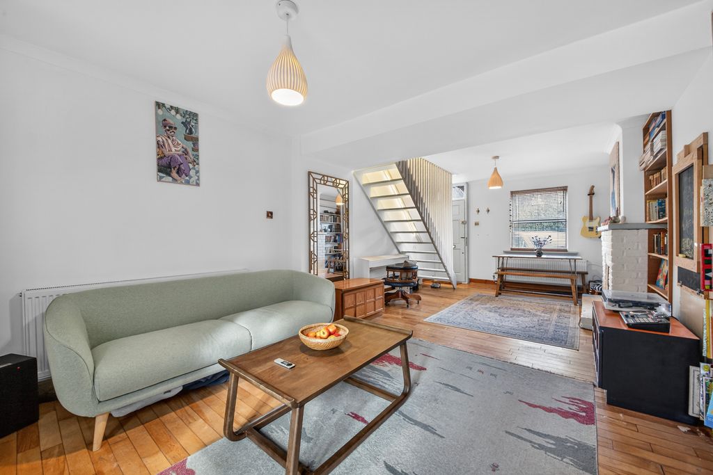 Property photo 3 of 19 Reception Room