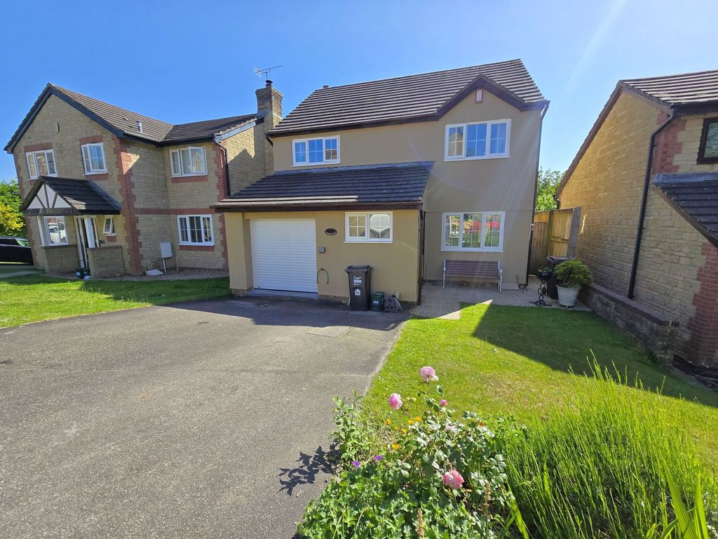 Property photo 1 of 24