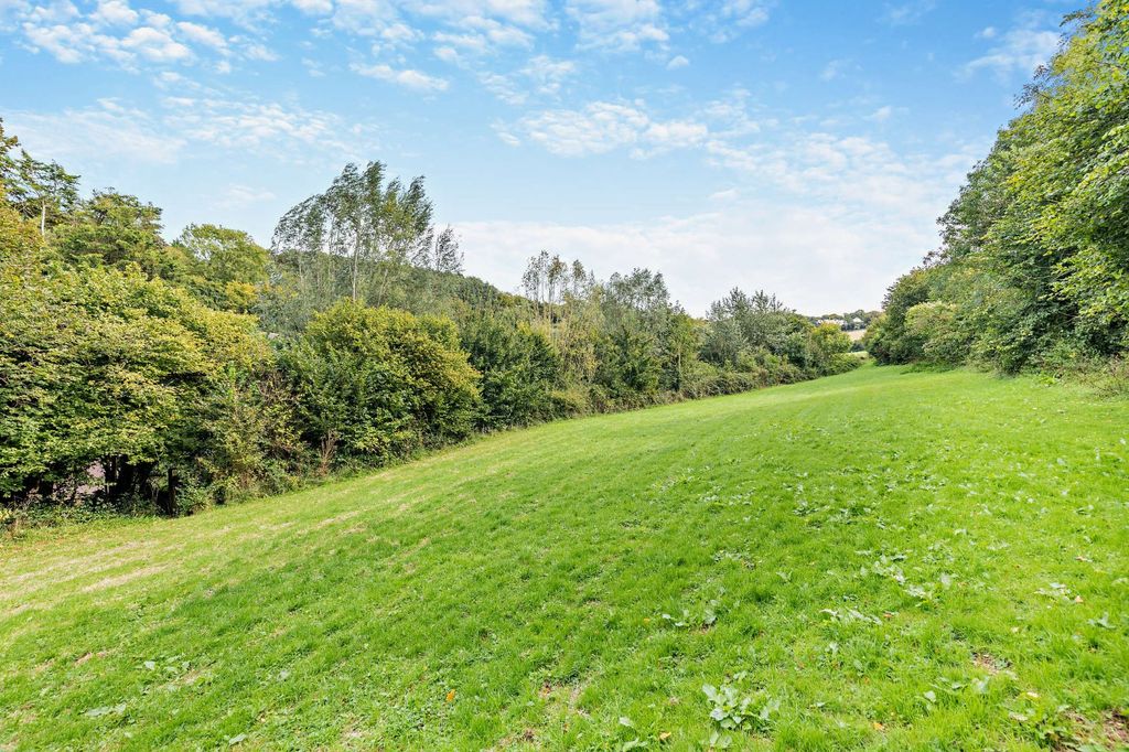 Property photo 2 of 16 Grounds