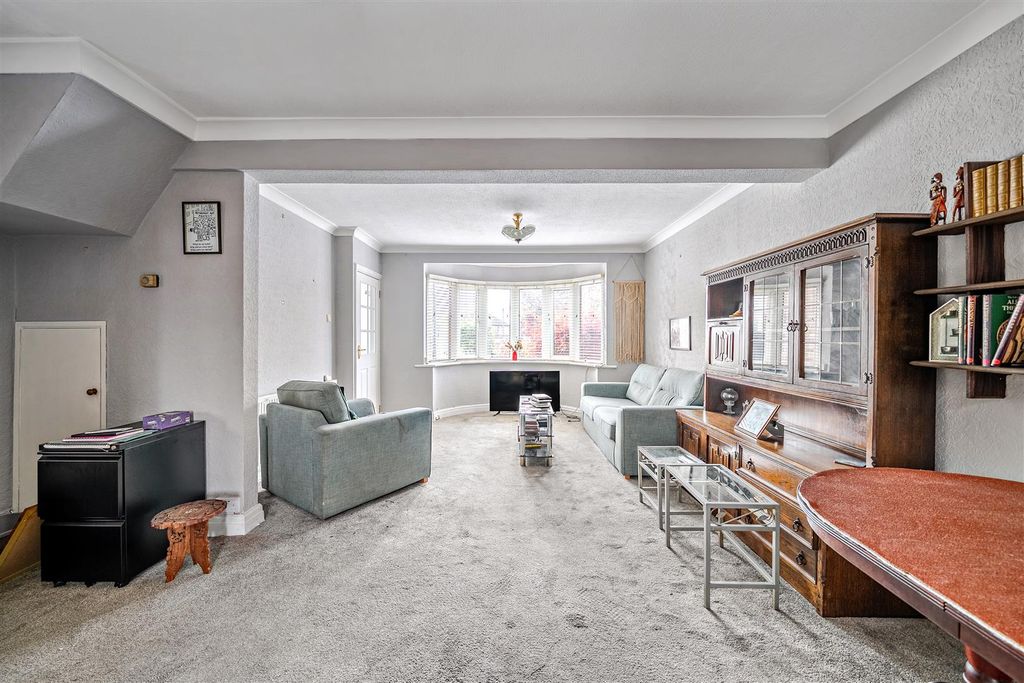 Property photo 2 of 20 1376353-8-6909Fff79d29A.Jpg