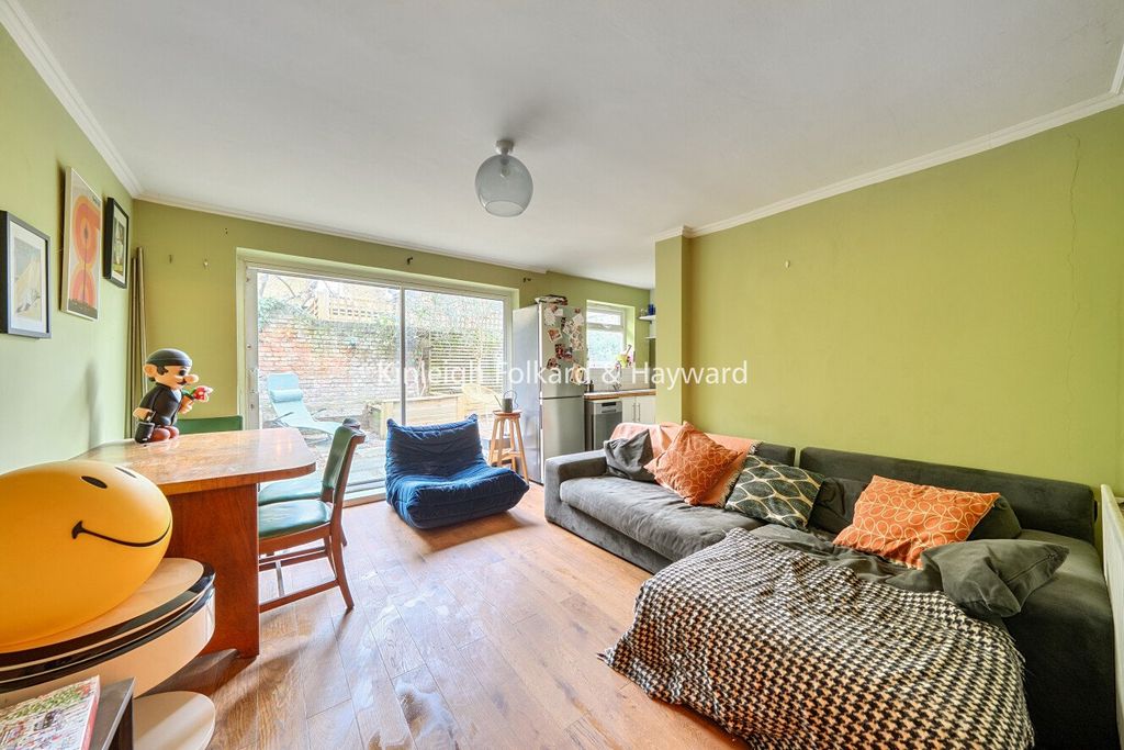 Property photo 2 of 15 Picture No. 09