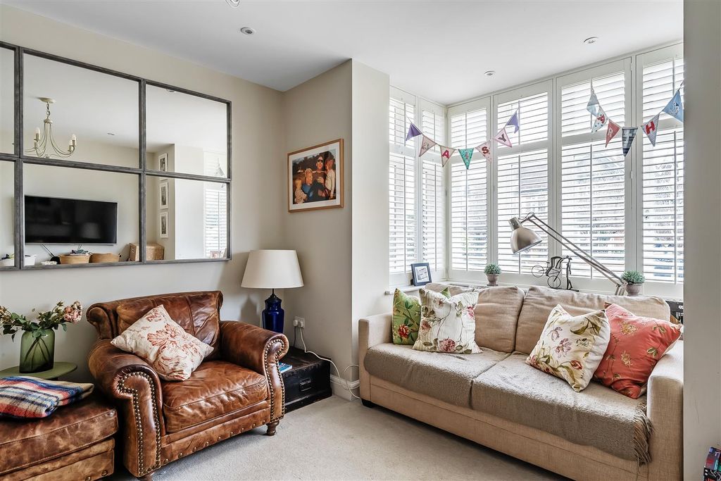 Additional image 9 of 5 bed semi-detached house for saleLonsdale Road, Dorking RH4