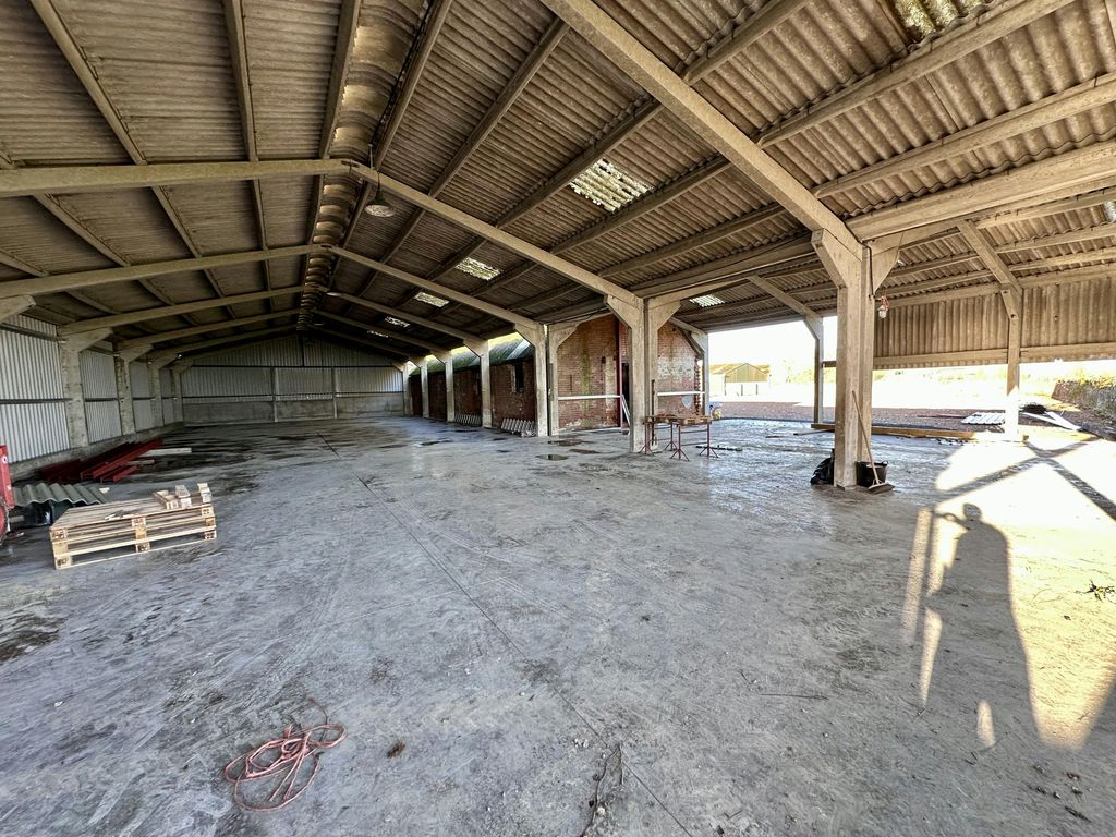 Property photo 3 of 6 Img_9794 2.Jpeg