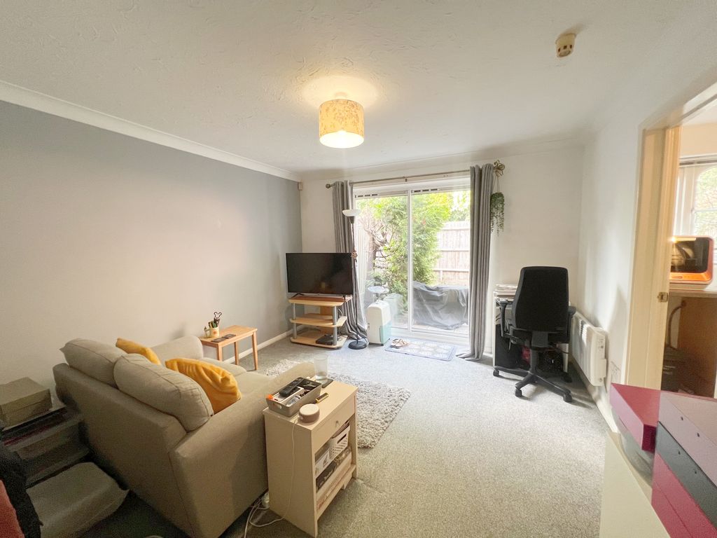 Property photo 3 of 6