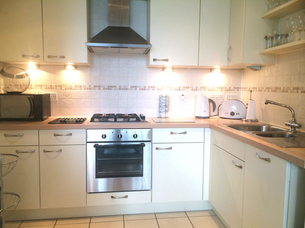 Property photo 2 of 5