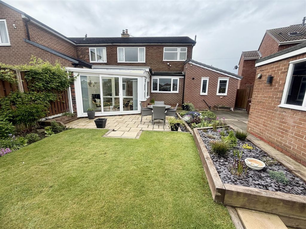 Property photo 2 of 29