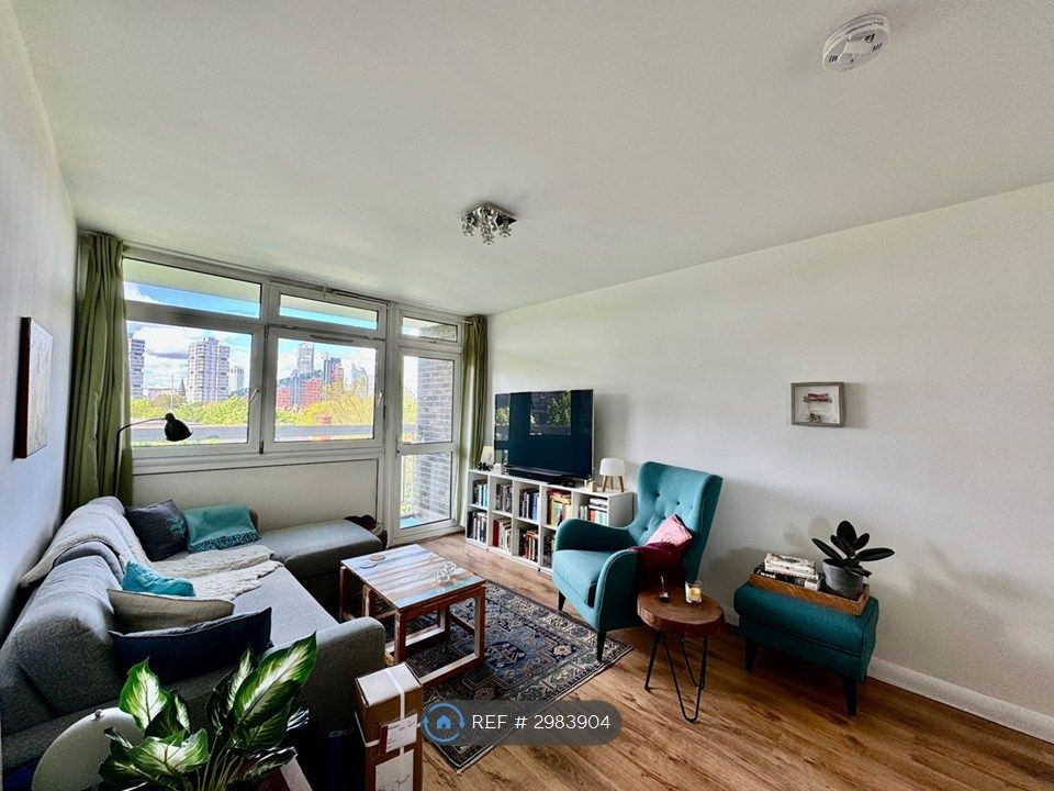 Property photo 3 of 13