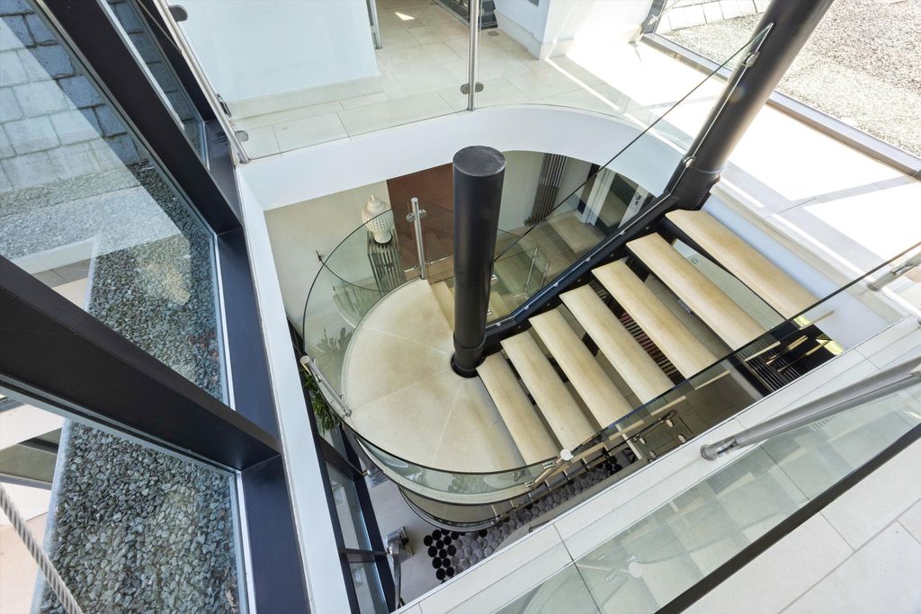 Additional image 22 of 6 bed detached house for saleCleeve Hill Road, Cheltenham, Gloucestershire GL52