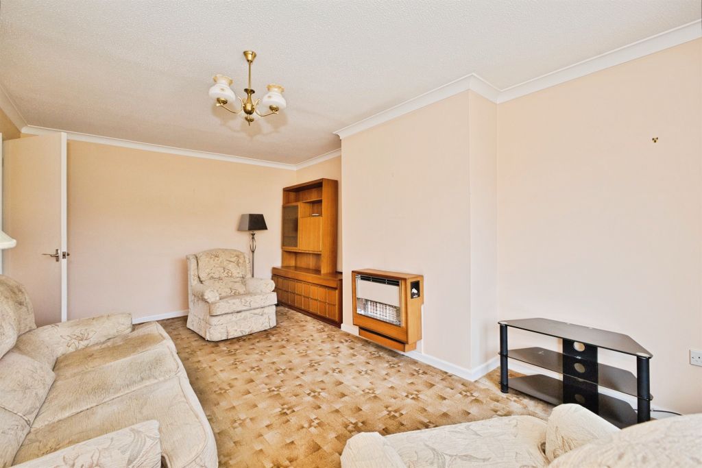Property photo 3 of 15