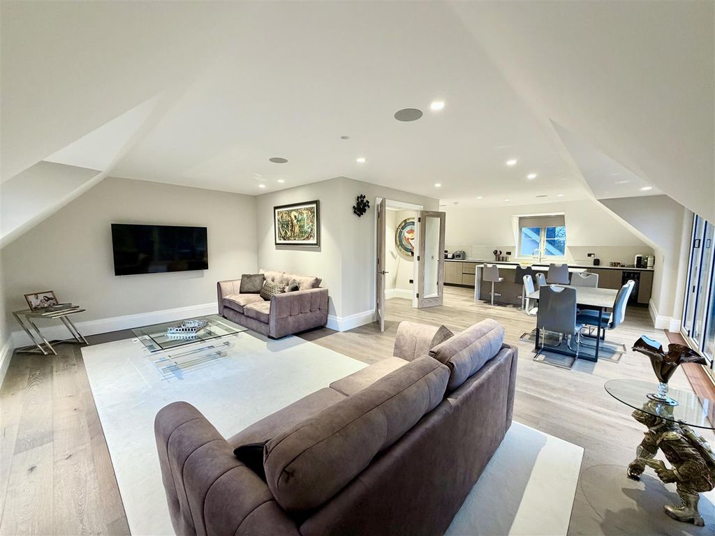 Property photo 3 of 18 Living Room: