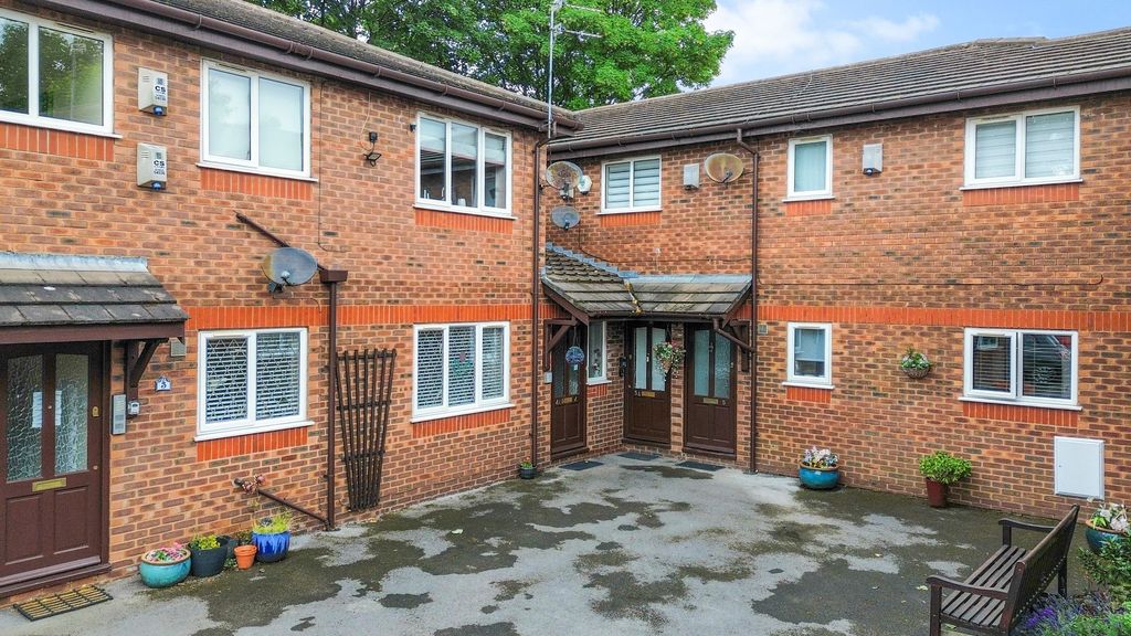 Property photo 1 of 25
