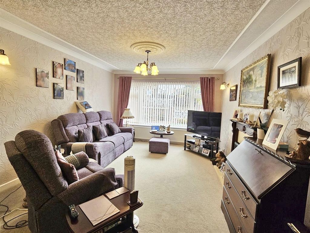 Property photo 2 of 27 Img_4062.Jpeg