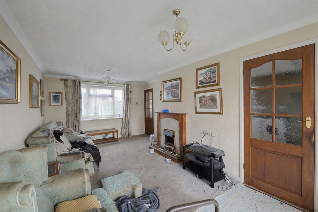 Property photo 2 of 12 20260131042721_P1010632_Xyqr4.Jpg