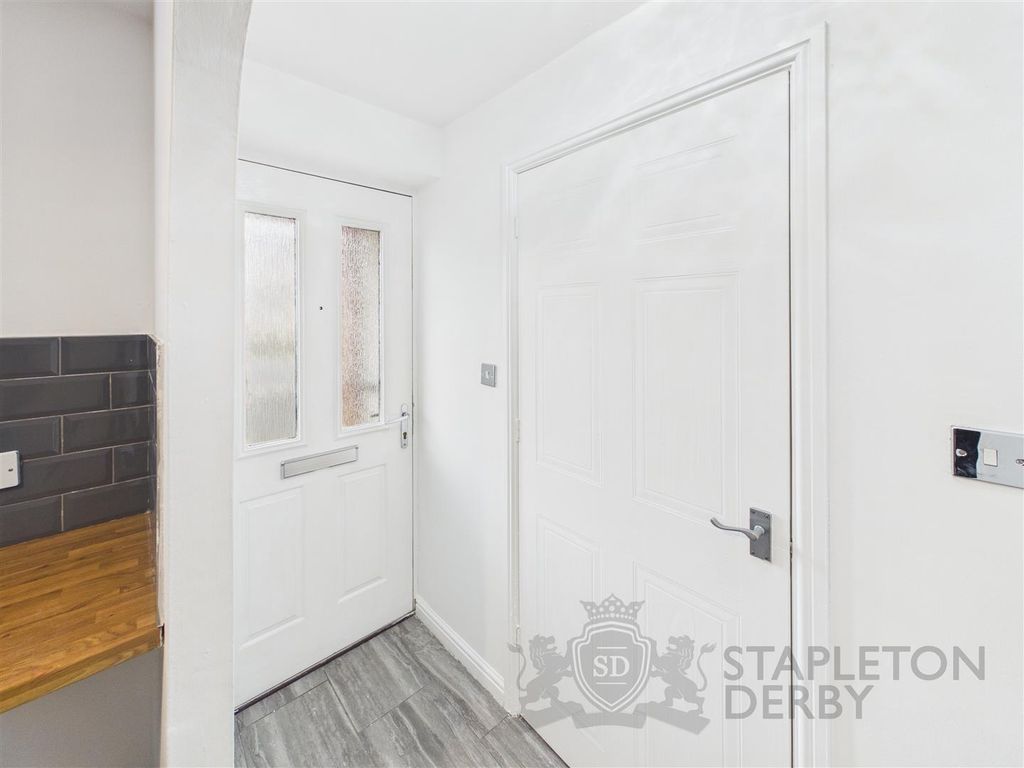 Property photo 2 of 15 Cam04720G0-Pr0194-Still016.Jpg