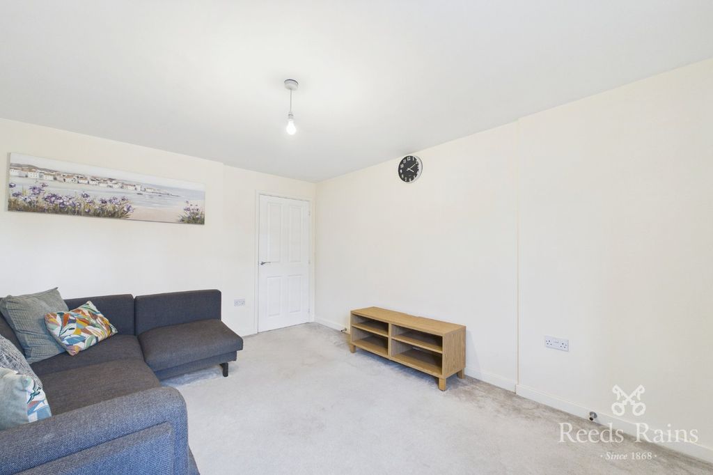 Property photo 3 of 14 Picture No. 07