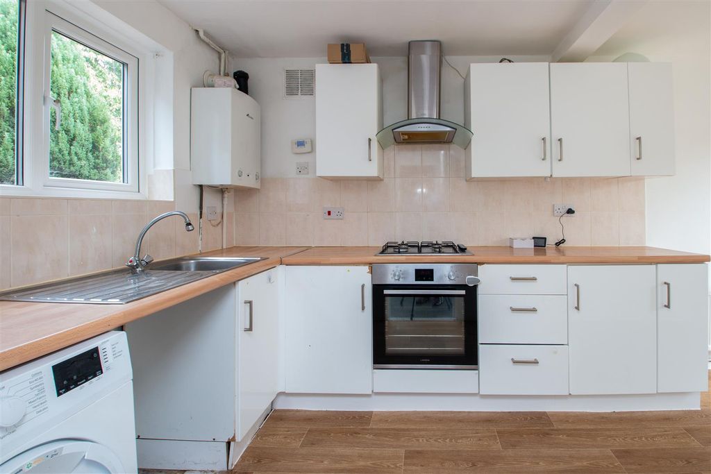 Property photo 2 of 15 2Sterling.Jpg