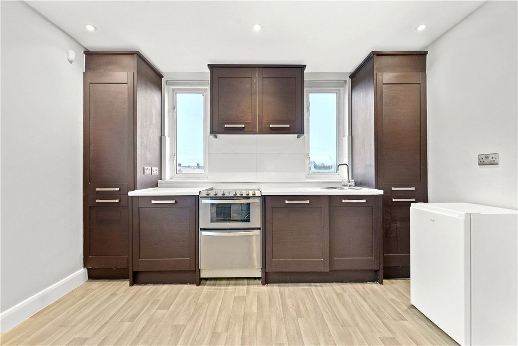 Property photo 2 of 13 Picture No. 06