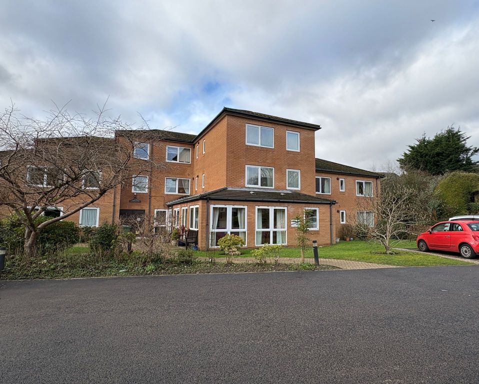 Property photo 1 of 11