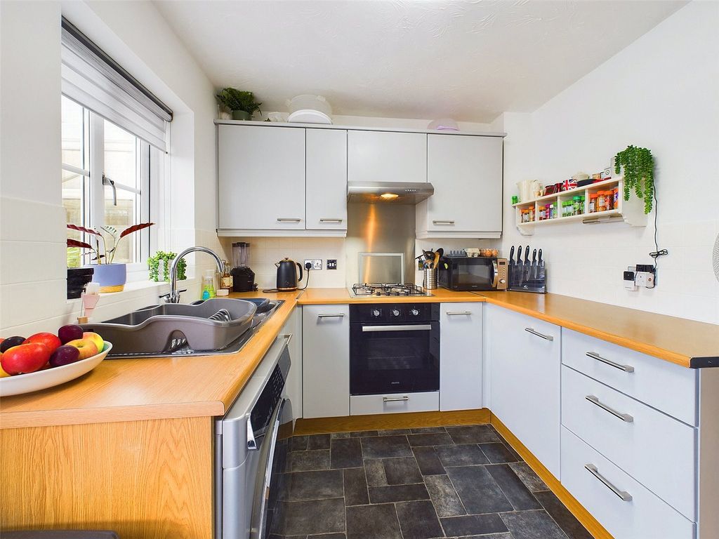 Property photo 2 of 11 Picture No. 19